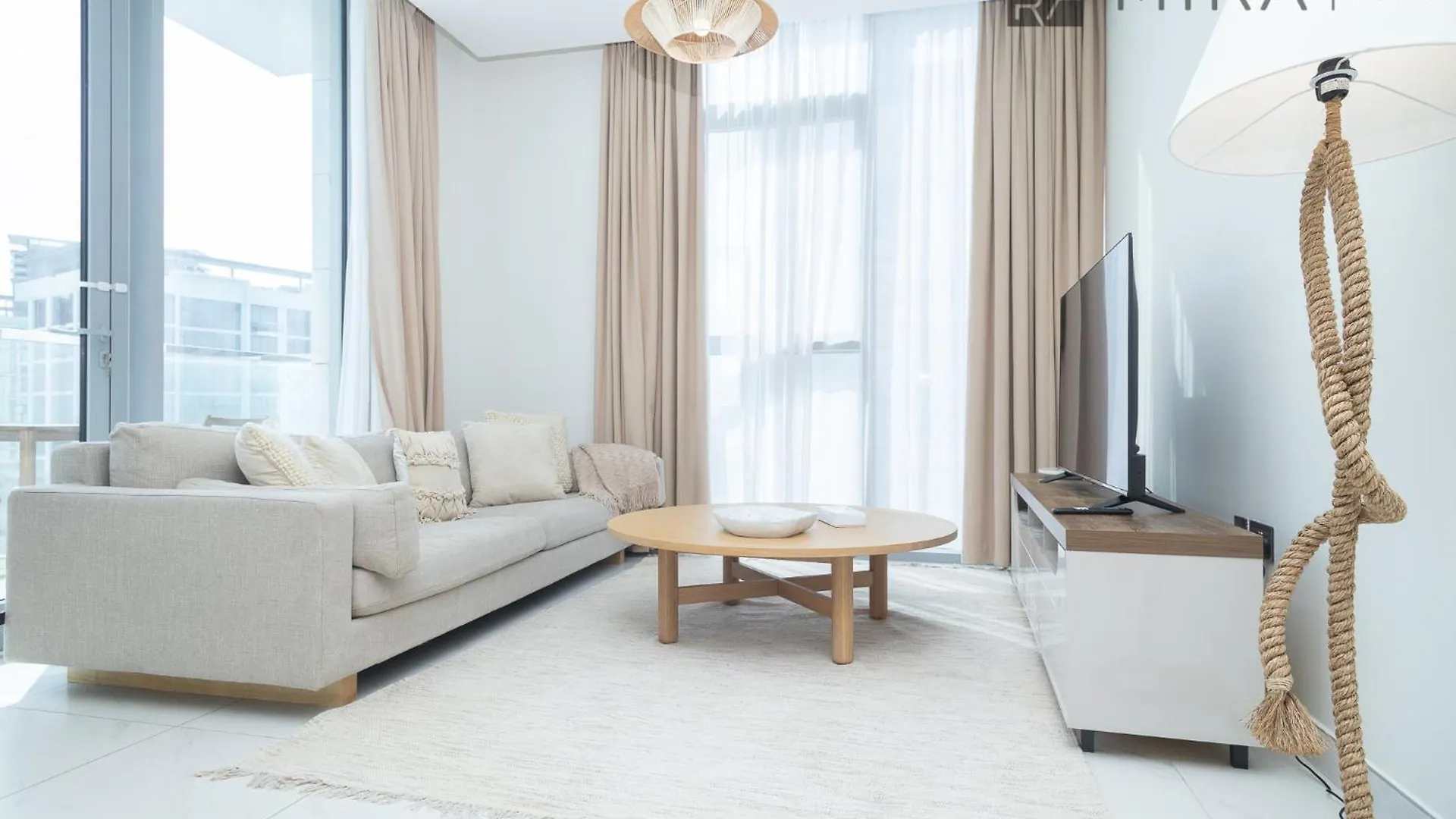 Mira Holiday Homes - Amazing And Cosy 1 Bedroom With Balcony In Mbr Dubai